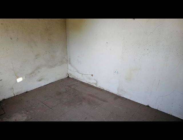 2 BEDROOM HOUSE FOR SALE IN KWADABEKA